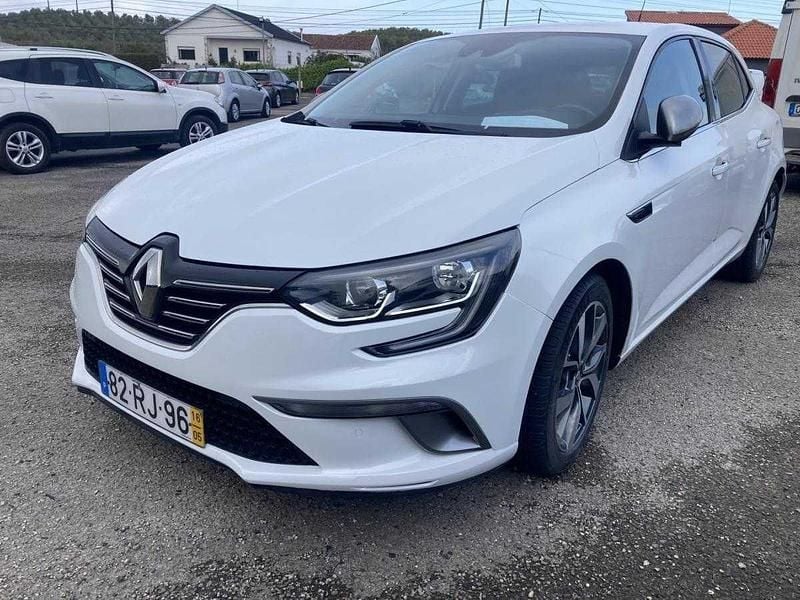 Branco Usado 2016 Renault Mégane III | € 12.500 (Caro) - Imagem 1/2