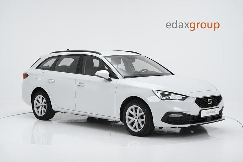 Branco Usado 2022 Seat Leon Style Carrinha | € 15.190 (Preço justo) - Imagem 1/4