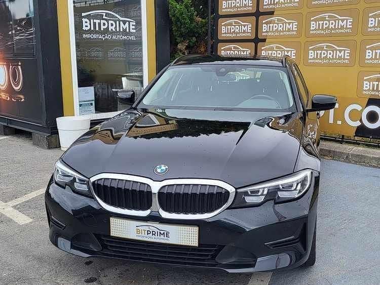 Preto Usado 2022 BMW 318 Carrinha | € 30.900 (Bom preço) - Imagem 1/4