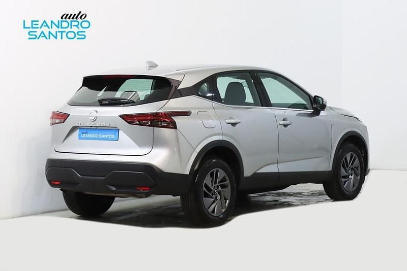 Usado Nissan Qashqai 140 HP (102 kW) 2024 Cinzento SUV