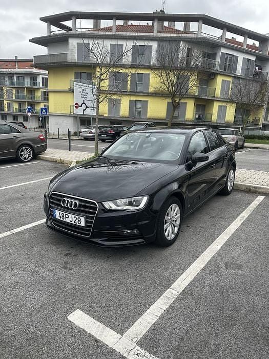 Usado Audi A3 110 HP (80 kW) 2014 Sedan