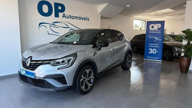 Cinza Usado 2022 Renault Captur RS Line SUV | € 17.950 (Preço justo) - Imagem 1/4