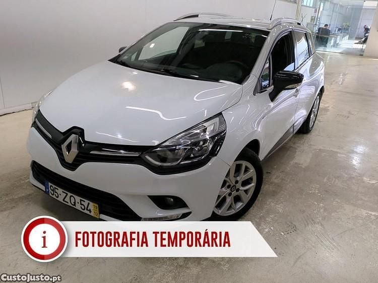 Branco Usado 2019 Renault Clio GrandTour LIMITED Carrinha | € 12.990 (Preço justo) - Imagem 1/1