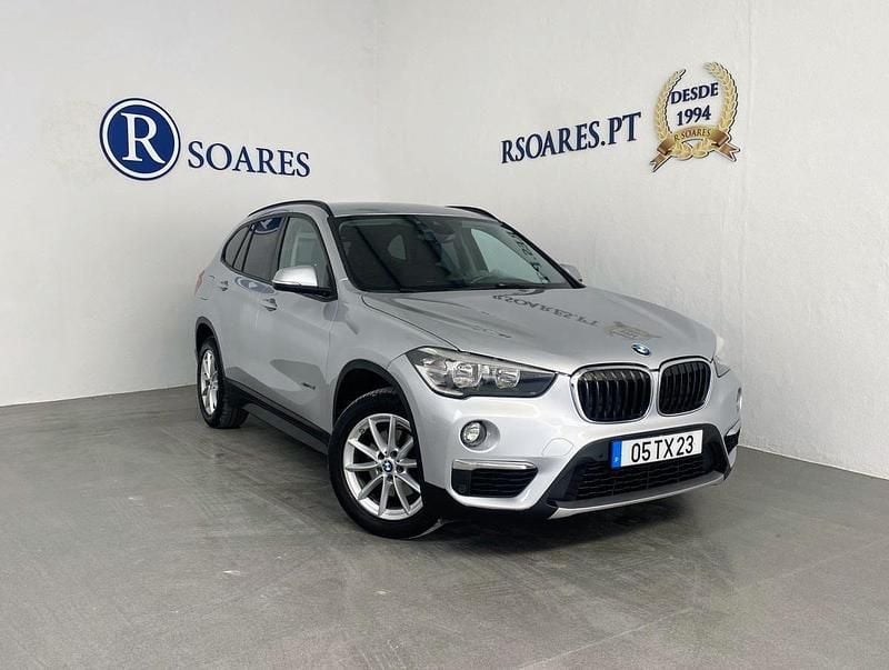 Cinza Usado 2017 BMW X1 Advantage SUV | € 20.500 (Preço justo) - Imagem 1/4