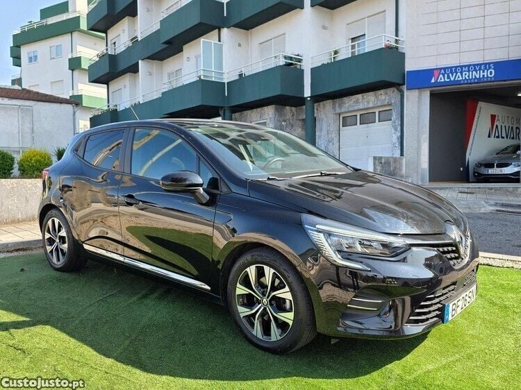 Preto Usado 2023 Renault Clio V Evolution Citadino | € 18.950 (Preço justo) - Imagem 1/1