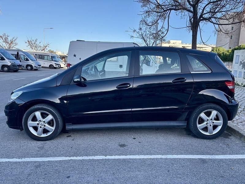 Usado Mercedes B150 95 HP (69 kW) 2006 Monovolume