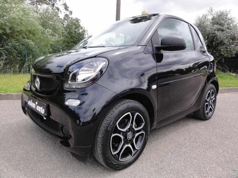 Usado Smart ForTwo Electric Drive 60 kW (82 HP) 2019 Preto Coupé