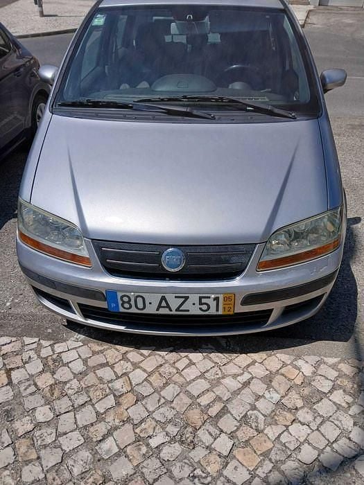Usado 2005 Fiat Idea Monovolume | € 2.850 - Imagem 1/4