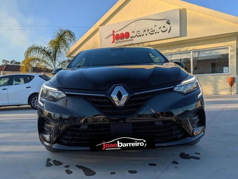 Usado Renault Clio V 100 HP (73 kW) 2023 Preto