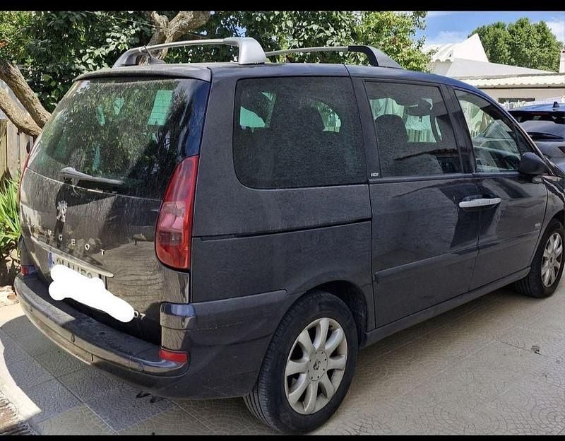 Usado 2005 Peugeot 807 Monovolume | € 4.000 - Imagem 1/4