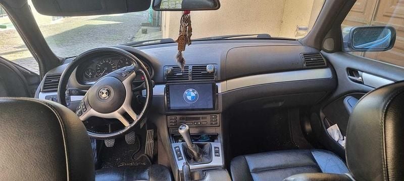 Azul Usado 2000 BMW 330 Sedan | € 4.000 - Imagem 1/4