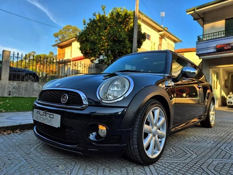 Usado Mini Cooper D Clubman 110 HP (80 kW) 2009 Azul escuro Carrinha