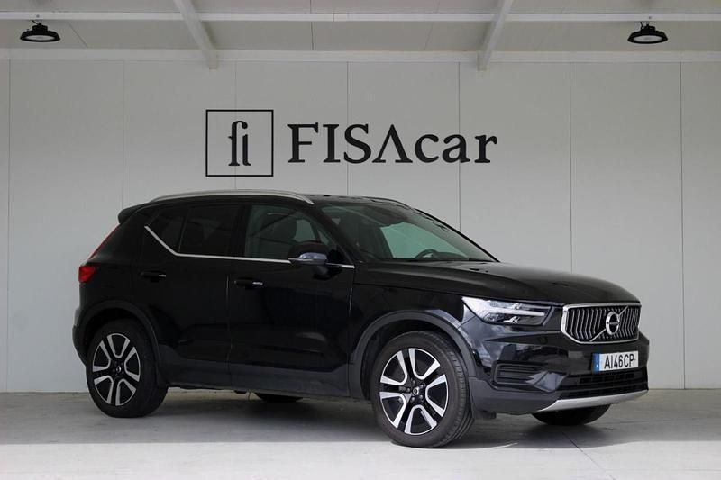 Preto Usado 2021 Volvo XC40 Inscription SUV | € 33.900 (Preço justo) - Imagem 1/4