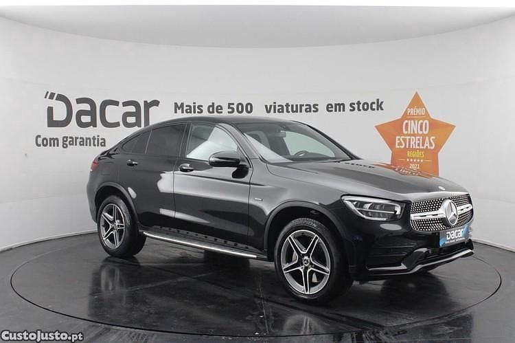 Usado Mercedes GLC300 AMG 320 HP (235 kW) 2021 Preto SUV