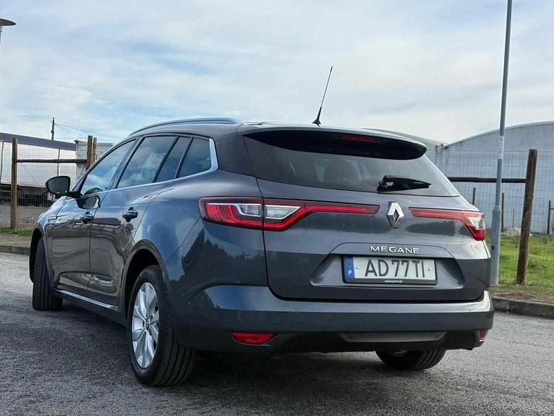 Usado Renault Mégane GrandTour 116 HP (85 kW) 2020 Cinzento Carrinha