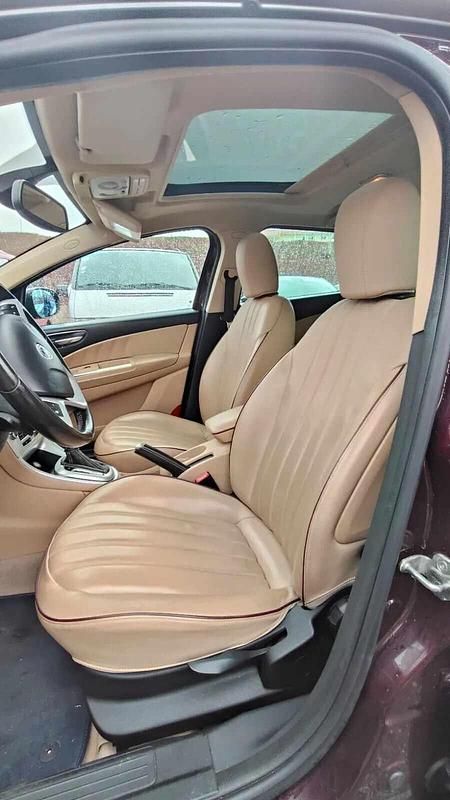 Usado Lancia Delta 200 HP (147 kW) 2010 Vermelho Citadino