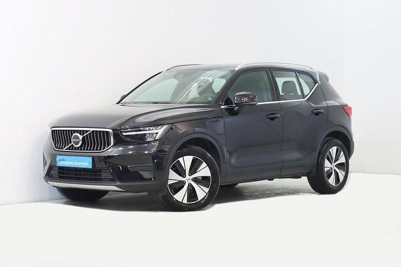 Preto Usado 2023 Volvo XC40 SUV | € 32.900 (Preço justo) - Imagem 1/1