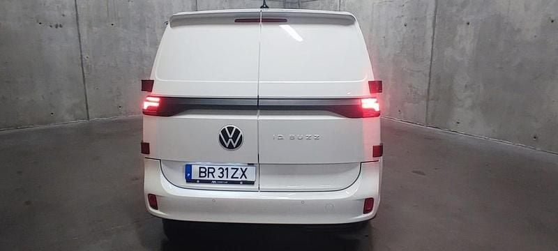 Usado VW ID. Buzz 210 kW (286 HP) 2025 Branco Monovolume