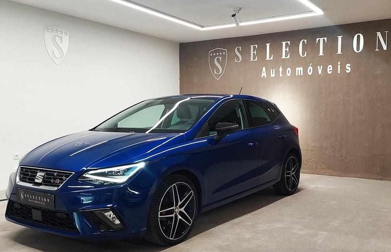 Azul Usado 2018 Seat Ibiza Citadino | € 15.650 (Preço elevado) - Imagem 1/4
