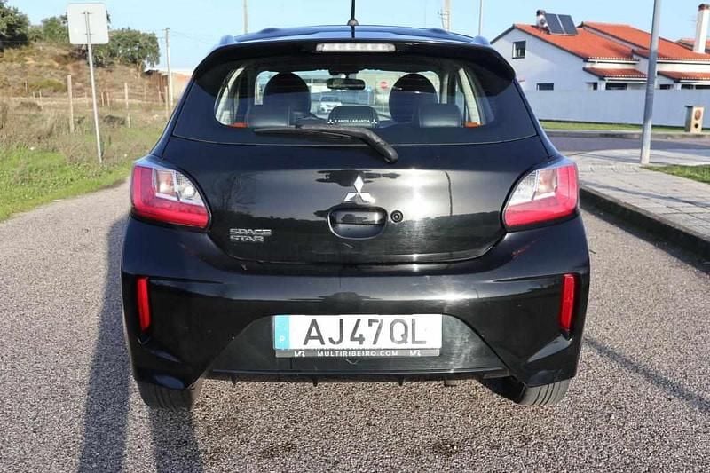 Usado Mitsubishi Space Star 80 HP (58 kW) 2021 Preto Citadino