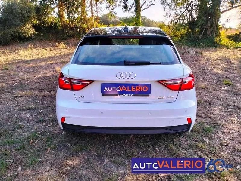 Usado Audi A1 Sportback Advanced 95 HP (69 kW) 2019 Branco Citadino