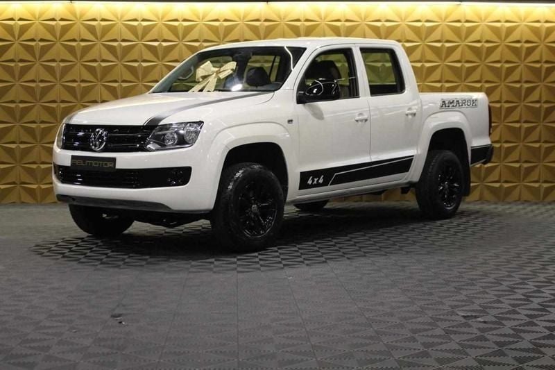 Branco Usado 2016 VW Amarok Pickup | € 22.900 (Preço justo) - Imagem 1/4