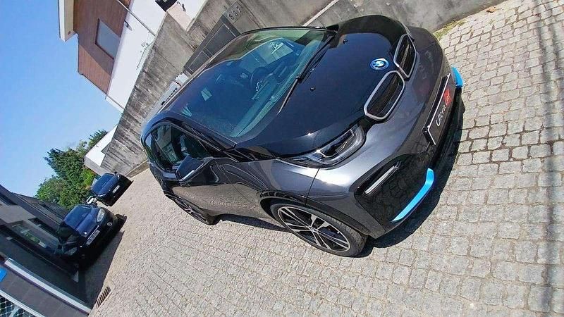 Usado BMW i3 132 kW (180 HP) 2022 Preto