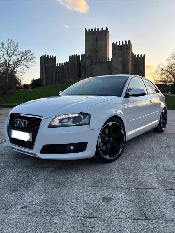 Branco Usado 2010 Audi A3 Citadino | € 10.500 (Caro) - Imagem 1/4