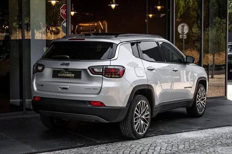 Usado Jeep Compass Limited 240 HP (176 kW) 2023 Cinzento SUV