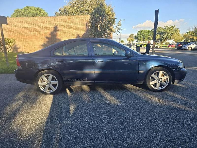 Usado Volvo S60 163 HP (119 kW) 2002 Sedan