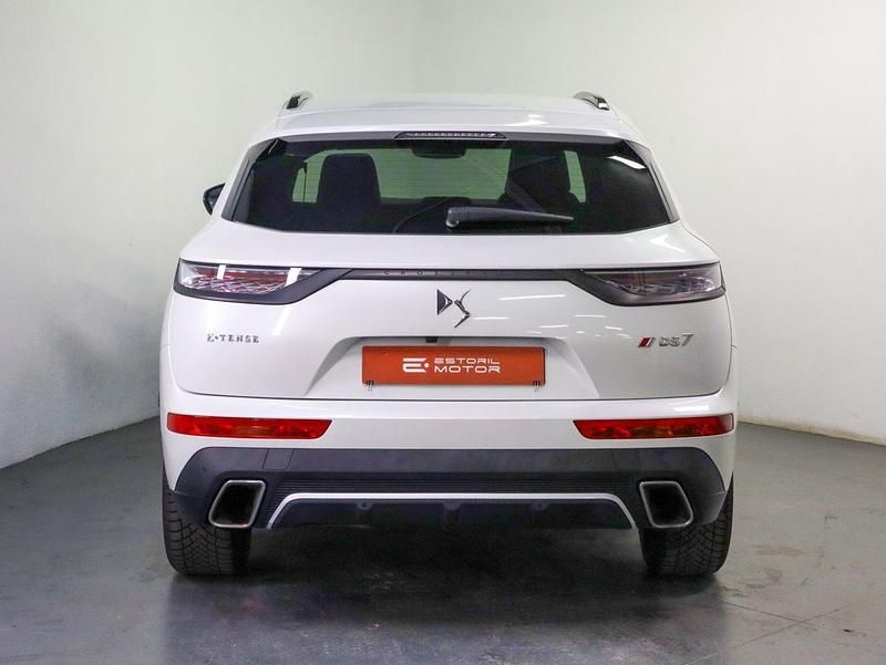 Usado DS Automobiles DS7 Crossback 225 HP (165 kW) 2021 Branco SUV