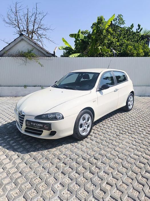 Usado 2007 Alfa Romeo 147 Citadino | € 4.499 - Imagem 1/4