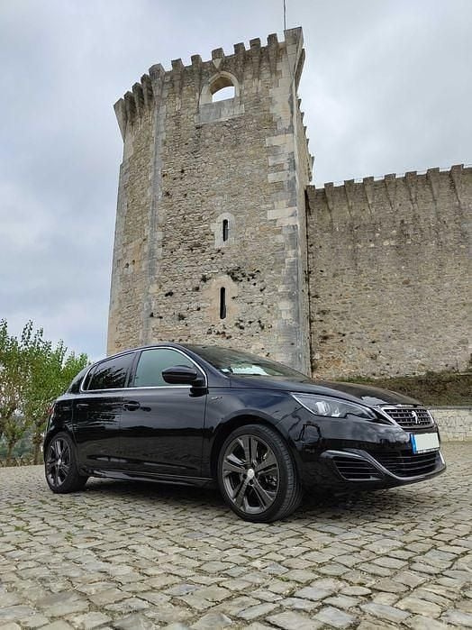 Usado Peugeot 308 GTi 205 HP (150 kW) 2017 Preto