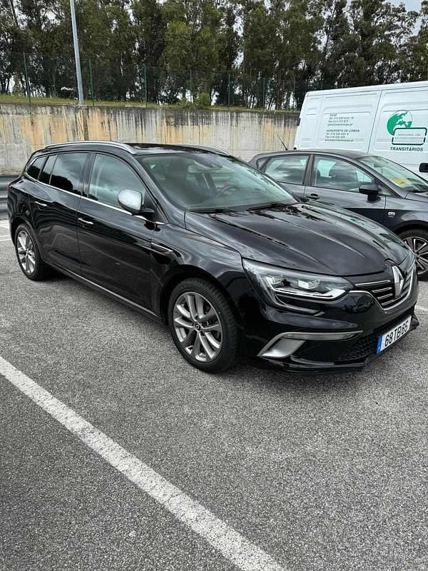 Preto Usado 2017 Renault Mégane GrandTour Carrinha | € 13.000 (Bom preço) - Imagem 1/4