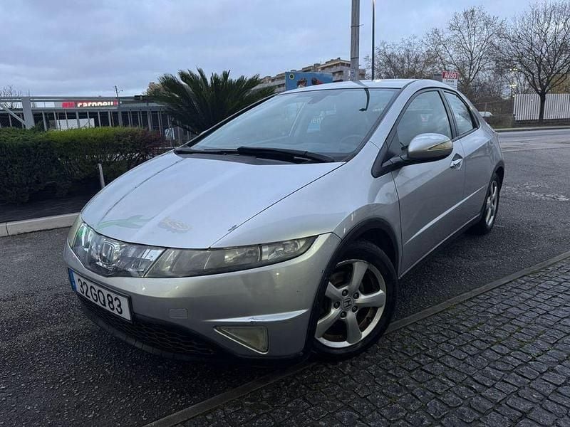 Usado 2008 Honda Civic Sedan | € 5.000 (Bom preço) - Imagem 1/4