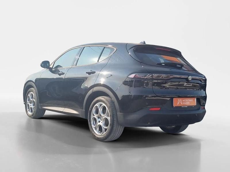 Usado Alfa Romeo Tonale Sprint 130 HP (95 kW) 2023 Preto SUV
