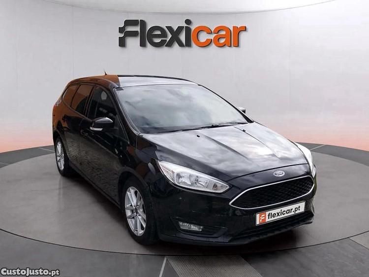 Preto Usado 2017 Ford Focus Business Edition Carrinha | € 10.890 (Preço justo) - Imagem 1/1