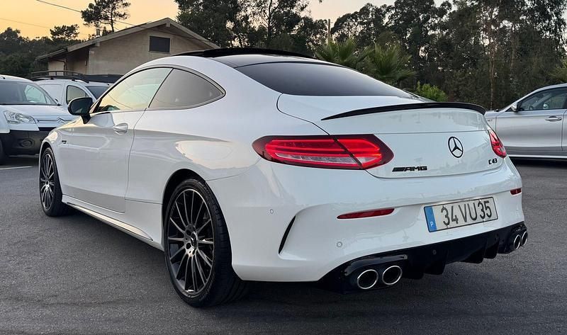 Usado Mercedes C43 AMG AMG 390 HP (286 kW) 2018 Branco Coupé