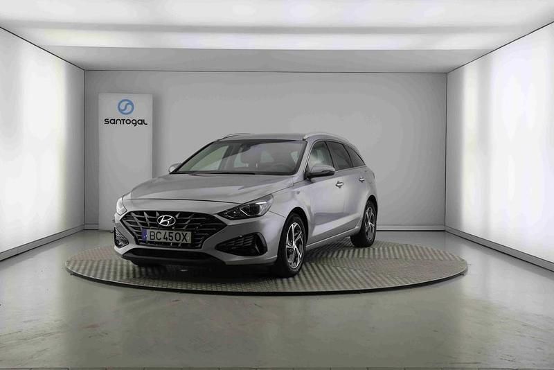 Prateado Usado 2023 Hyundai i30 Style Carrinha | € 21.490 (Preço justo) - Imagem 1/4