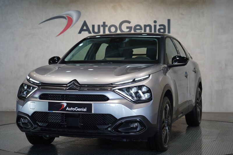 Cinza Usado 2023 Citroën C4 Feel SUV | € 29.990 (Caro) - Imagem 1/4