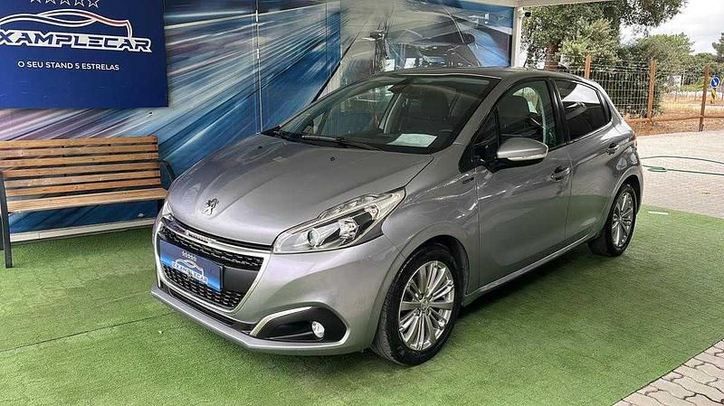 Cinzento Usado 2019 Peugeot 208 Citadino | € 14.450 (Preço elevado) - Imagem 1/4