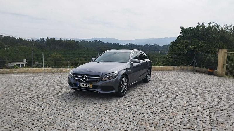 Usado 2017 Mercedes C200 Sedan | € 19.990 (Preço elevado) - Imagem 1/4