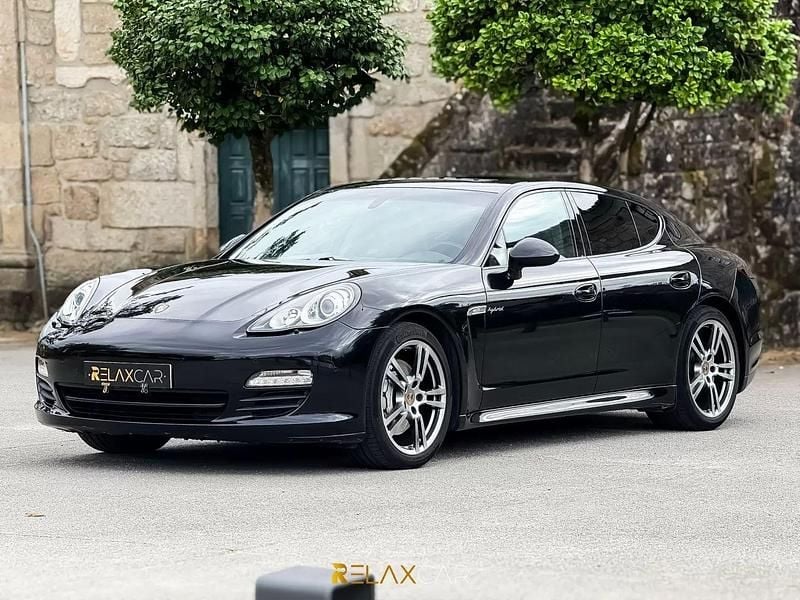 Preto Usado 2011 Porsche Panamera S E-Hybrid Sedan | € 35.500 (Preço justo) - Imagem 1/4