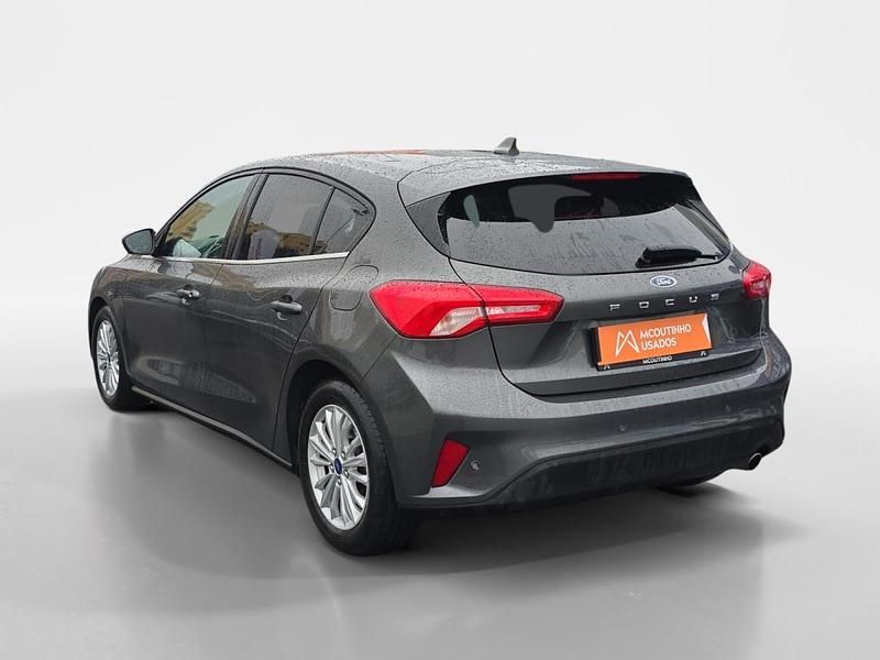 Usado Ford Focus Titanium 120 HP (88 kW) 2019 Cinza