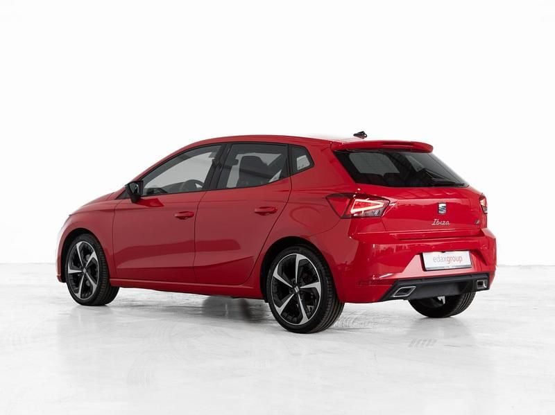Usado Seat Ibiza FR 115 HP (84 kW) 2024 Vermelho Citadino