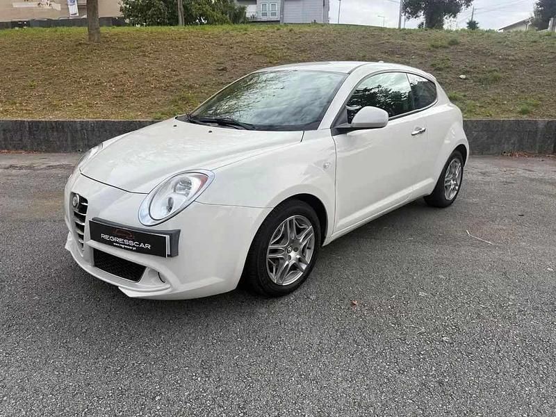 Bege Usado 2011 Alfa Romeo MiTo Distinctive Citadino | € 6.350 (Preço justo) - Imagem 1/4