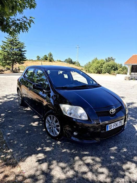 Usado 2008 Toyota Auris Sedan | € 5.900 (Caro) - Imagem 1/4