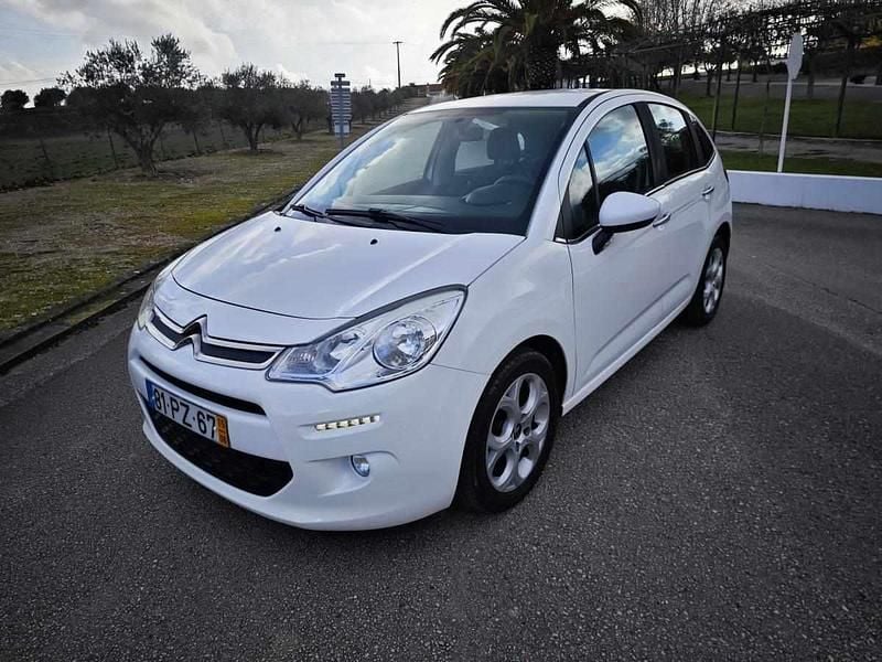 Branco Usado 2015 Citroën C3 Citadino | € 7.980 (Super Preço) - Imagem 1/4