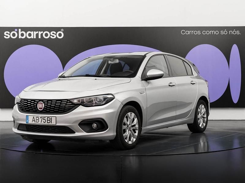 Cinza Usado 2020 Fiat Tipo Lounge Citadino | € 13.990 (Preço justo) - Imagem 1/4