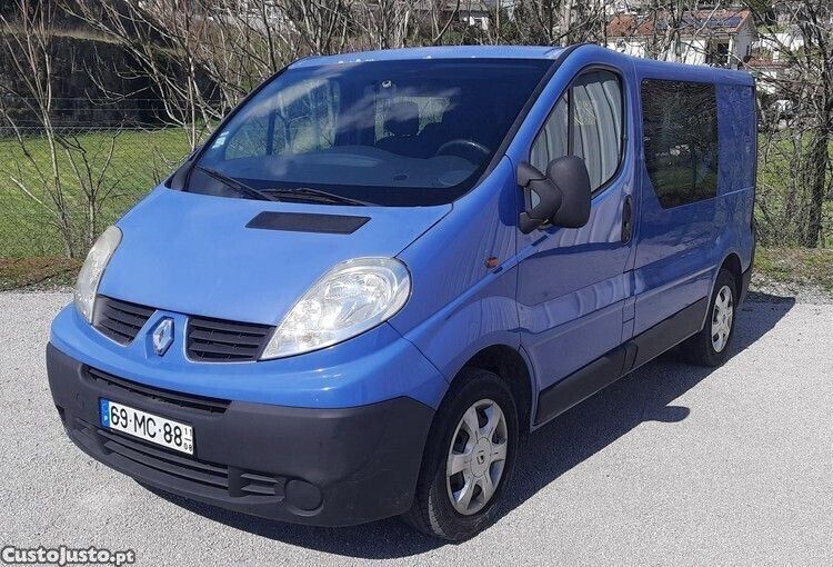 Azul Usado 2011 Renault Trafic Van | € 10.850 - Imagem 1/1
